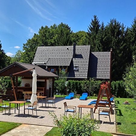 Plitvice Lower Lakes Rooms ปลิตวิตซาเซโล ภายนอก รูปภาพ