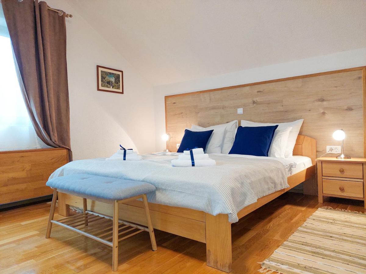 Plitvice Lower Lakes Rooms ปลิตวิตซาเซโล ภายนอก รูปภาพ