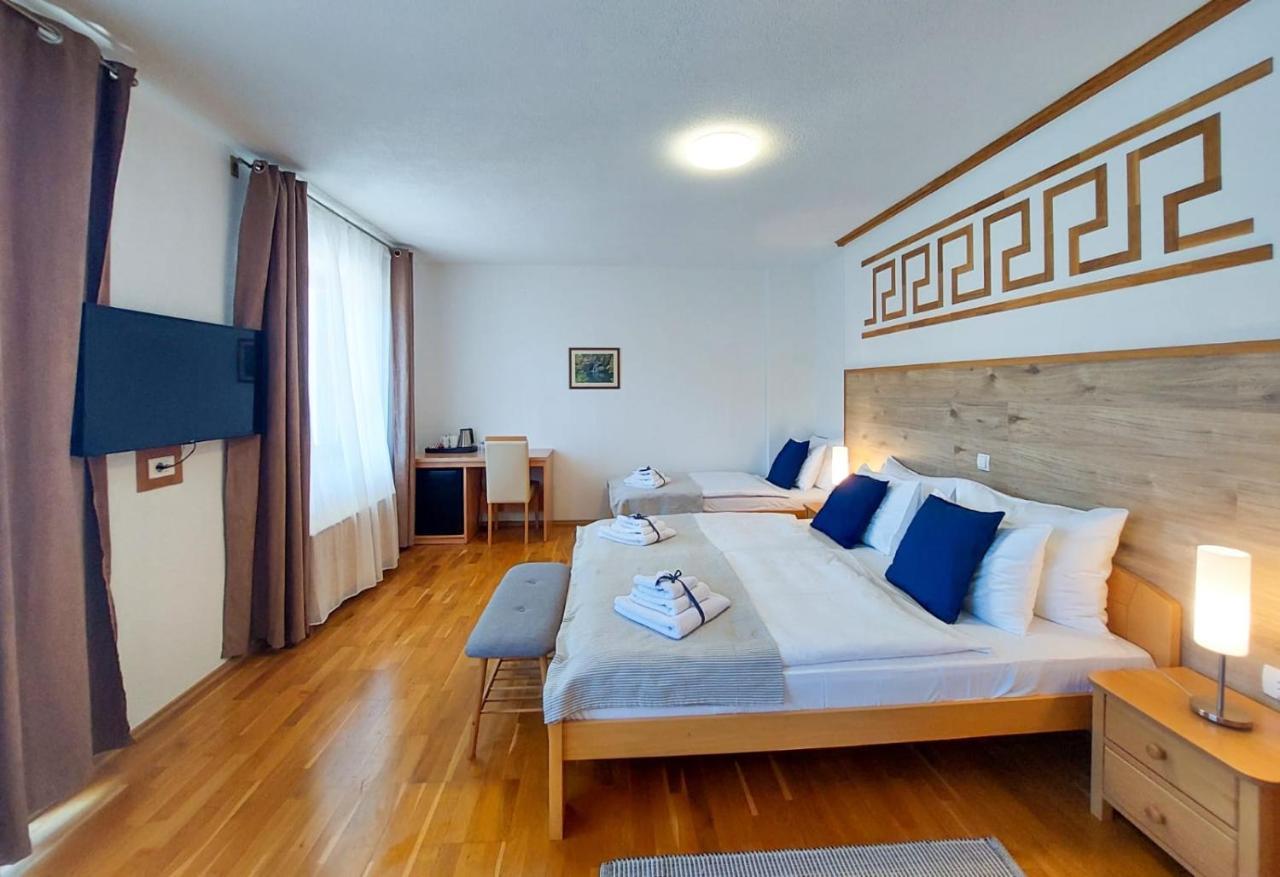Plitvice Lower Lakes Rooms ปลิตวิตซาเซโล ภายนอก รูปภาพ